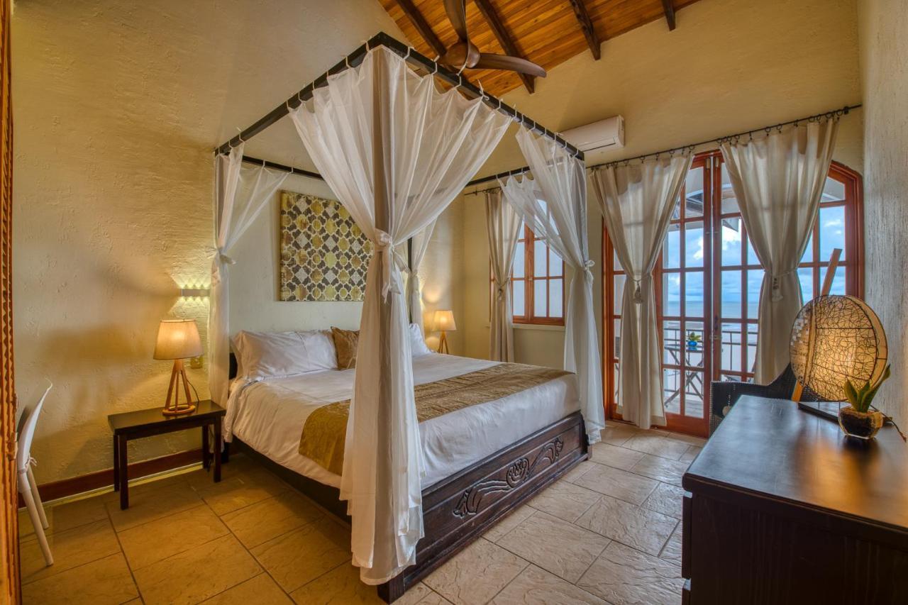 El Castillo Luxury Boutique Hotel- (Adults Only) Ojochal Exterior photo