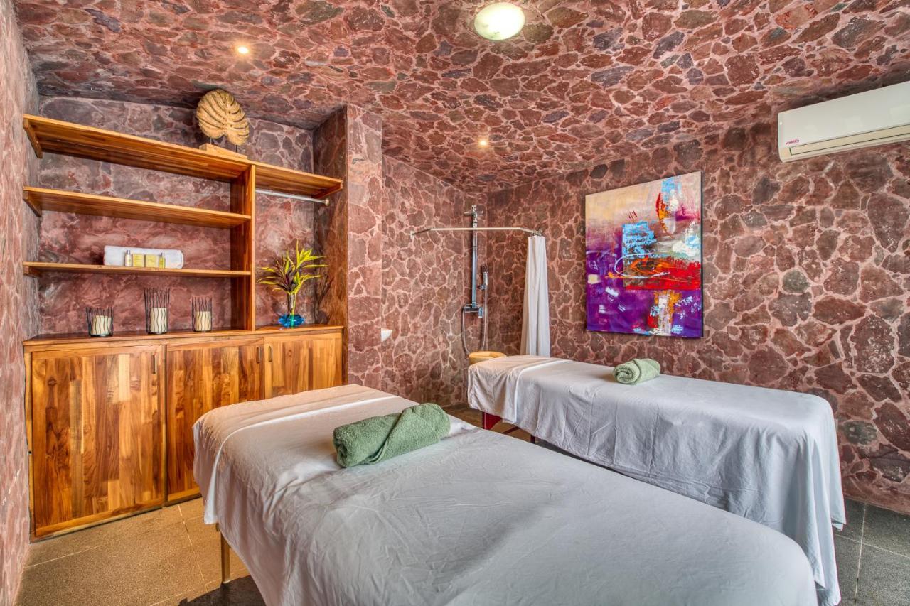 El Castillo Luxury Boutique Hotel- (Adults Only) Ojochal Exterior photo