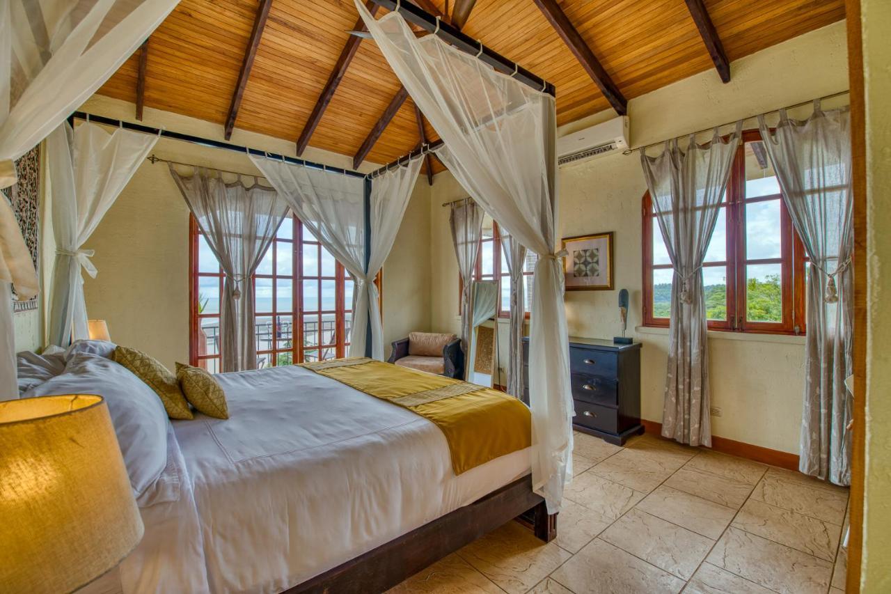 El Castillo Luxury Boutique Hotel- (Adults Only) Ojochal Exterior photo