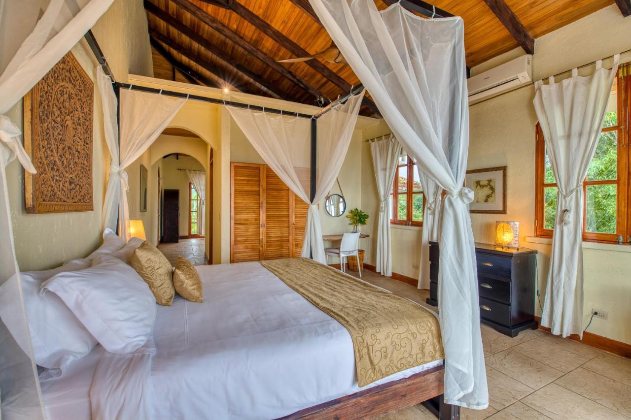 El Castillo Luxury Boutique Hotel- (Adults Only) Ojochal Exterior photo